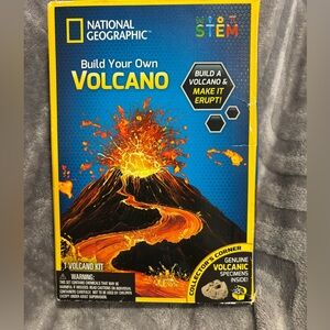 National Geographic Make Your Own Volcano Kit for Kids -‎ Science Experiments